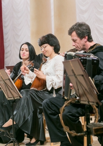 Різдвяні емоції. Ансамбль «Рідні наспіви»   