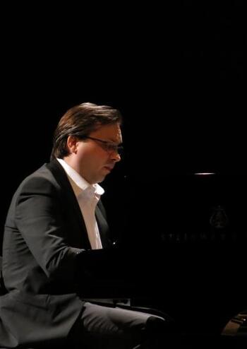 НЗАСОУ. Олексій Гринюк (ф-но) Велика Британія